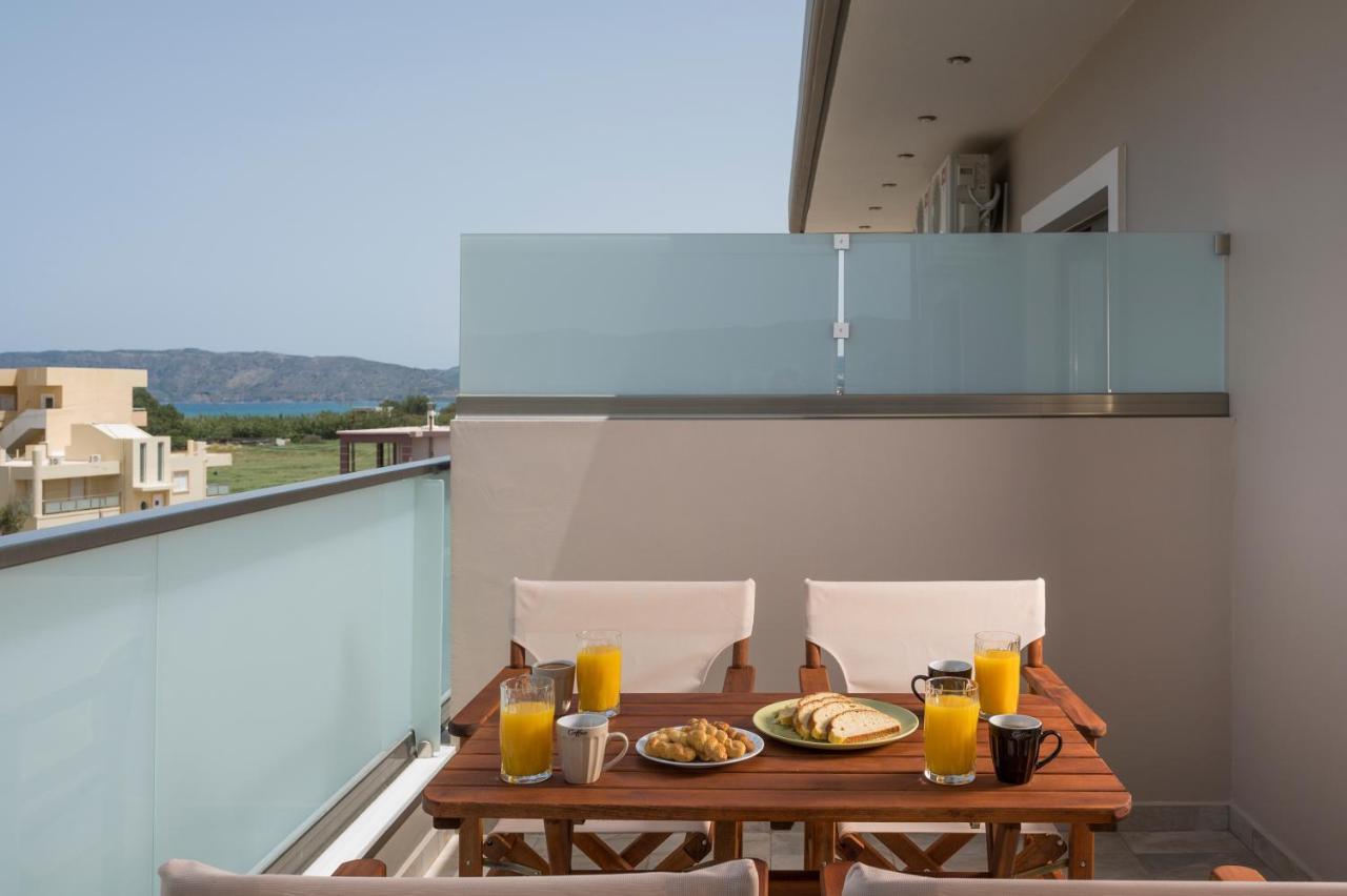 Indigo Blue Seaside Deluxe Apartments Kíssamos Exterior foto